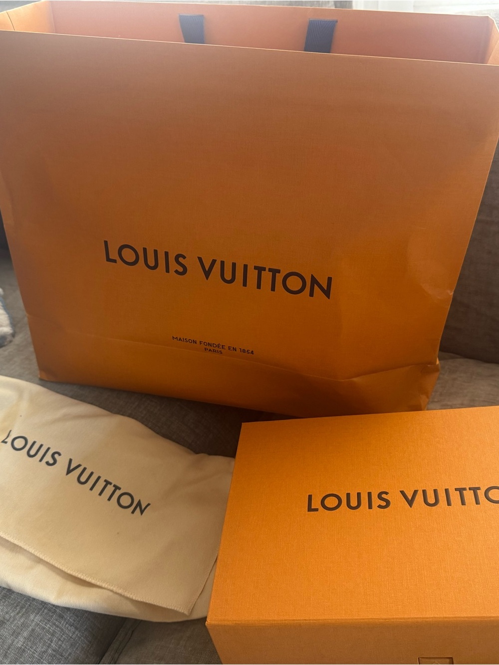 Louis Vuitton Peach-Orange Box with Beige Dust Bag and shopping bag
